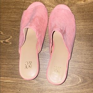 Brand new , never worn New York and company heels